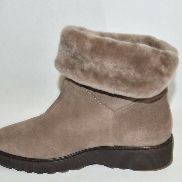 New! Aquatalia Kimberly Weatherproof Shearling Bootie Taupe Brown Suede - Picture 4 of 4